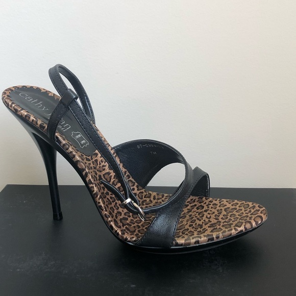 Cathy Jean Black w/Leopard Print Heels - Picture 1 of 3